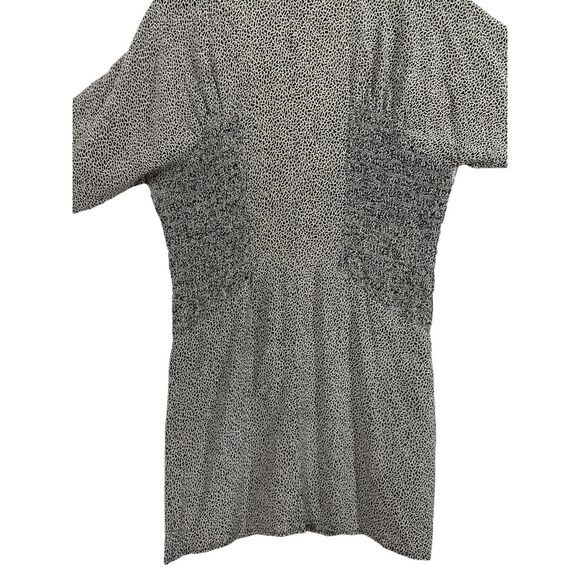 Mariella Burani Gray 3/4 Sleeve Mini Dress Size 12 Collared Smocked Button Front - Picture 3 of 10